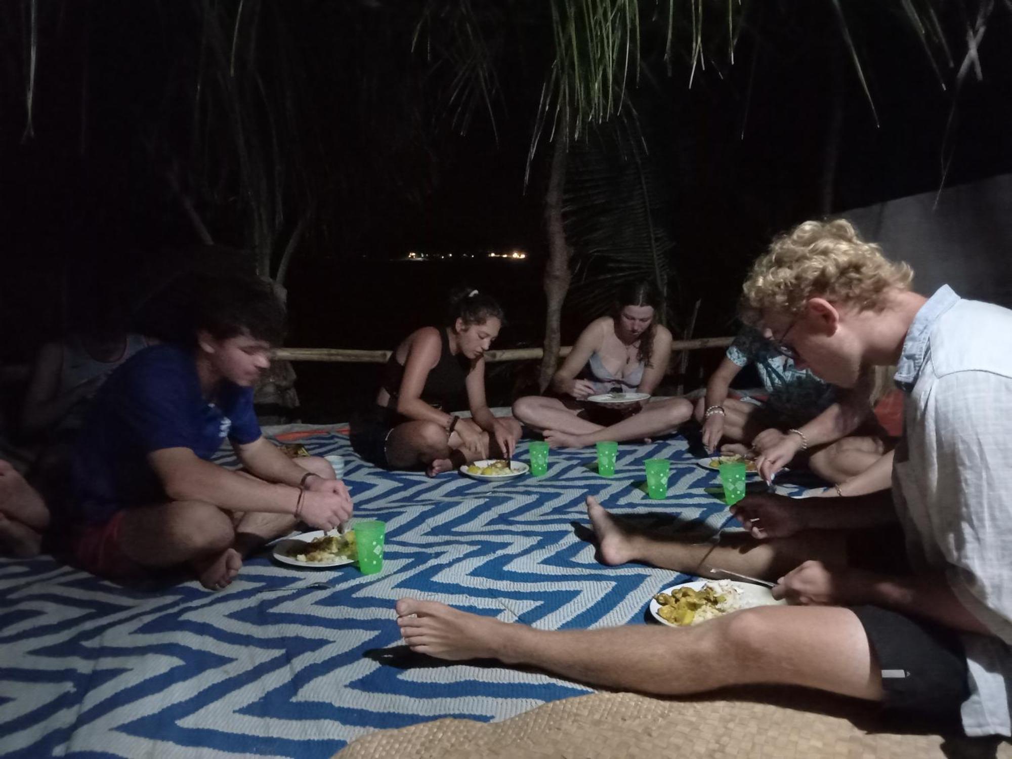 Lusis Homestay 劳托卡 外观 照片